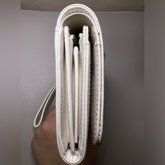 Burberry Blue Label. Ladies compact wallet. Pre Owned. 6” x 4”. - Picture 13 of 13